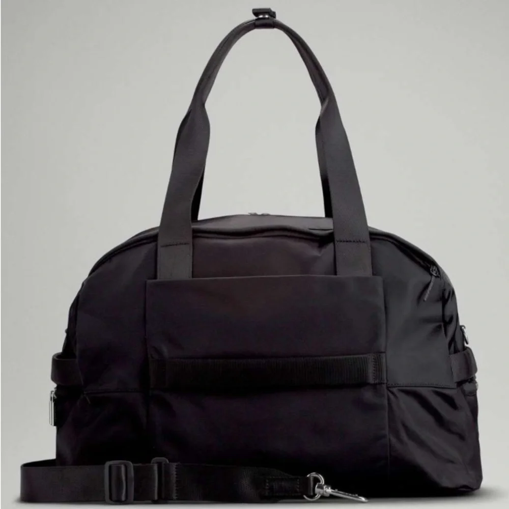 lululemon athletica Olive Green Duffel Bag - Picture 11 of 16